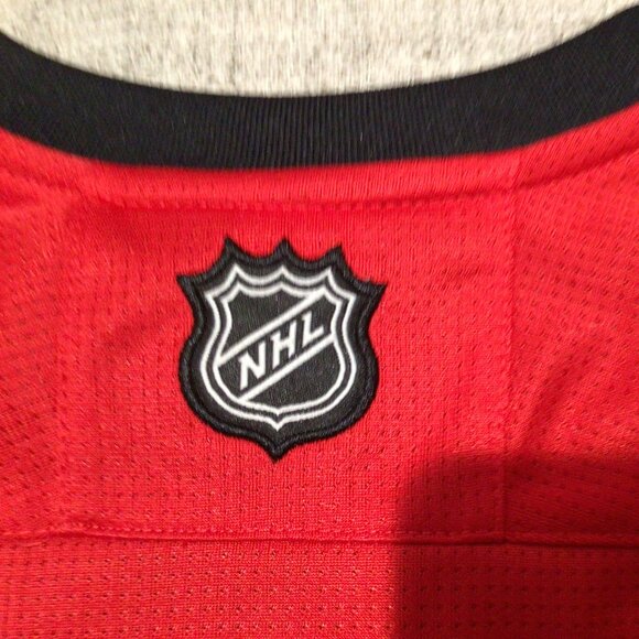 Calgary Flames NHL Jersey Youth Large Hockey - Picture 5 of 5